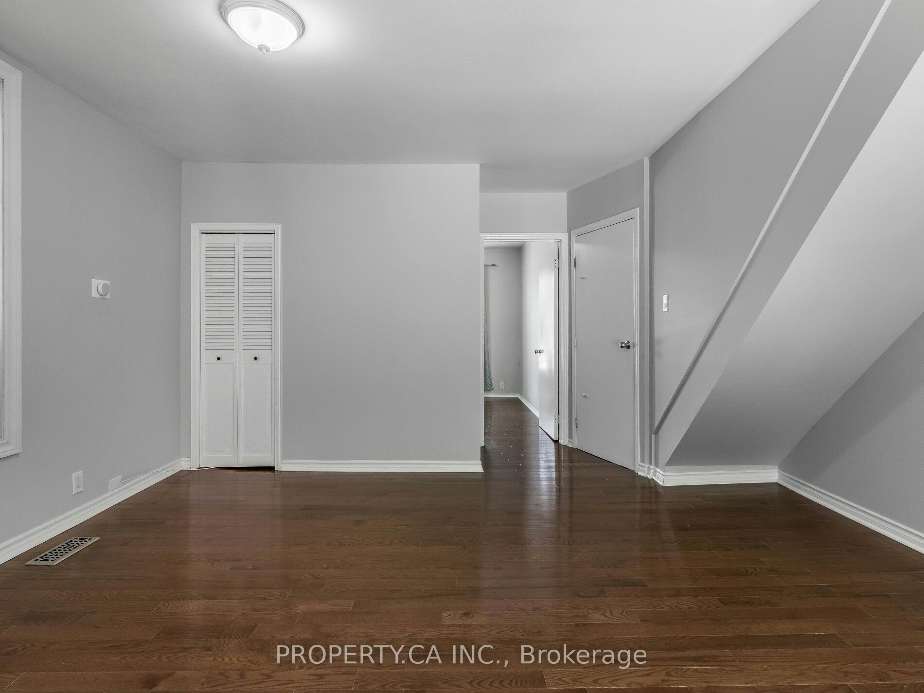 Main-285 Bartlett Avenue, Toronto, ON, M6H 3G3 - 5