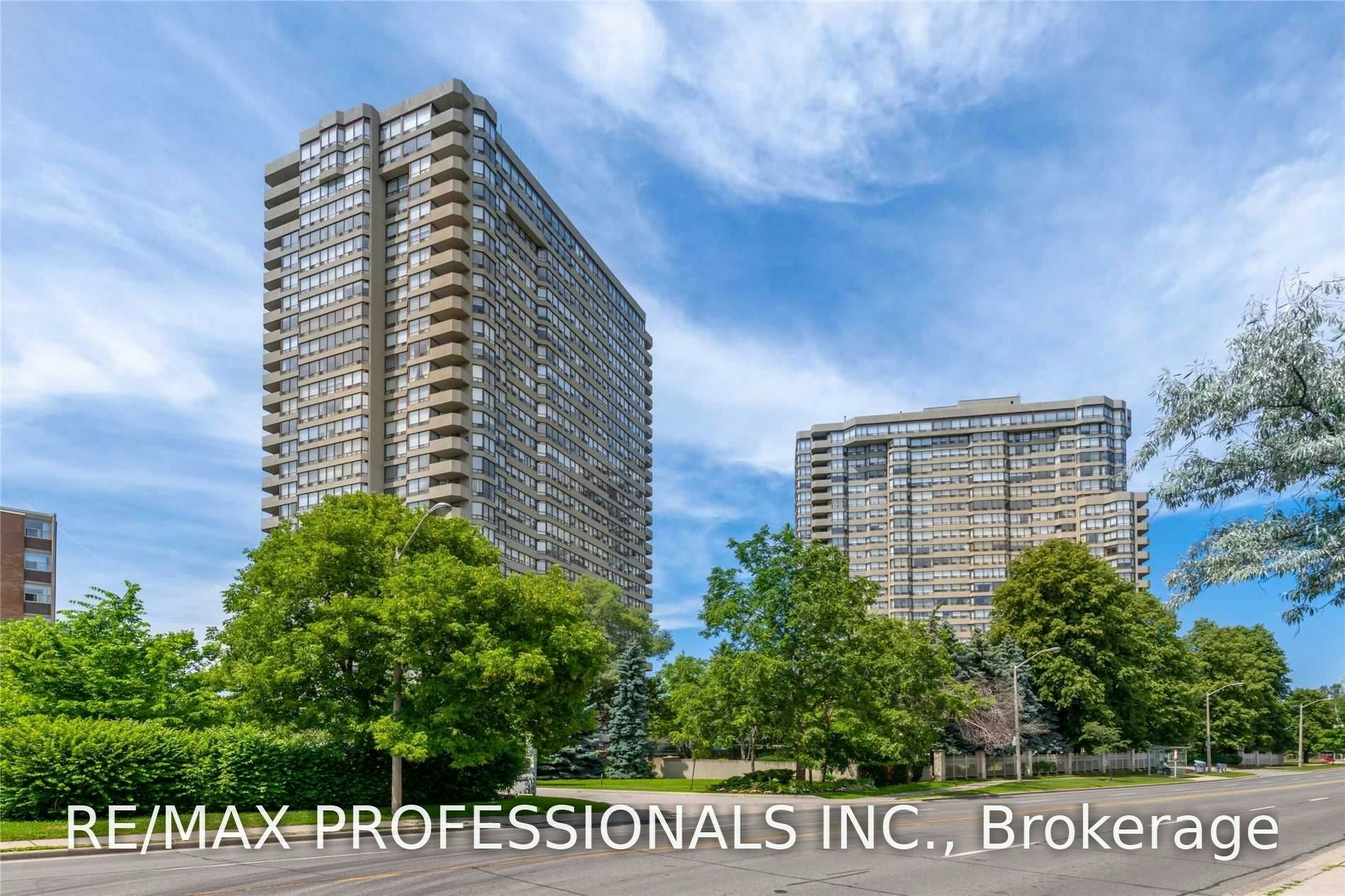 809-1300 Islington Avenue, Toronto, ON, M9A 5C4