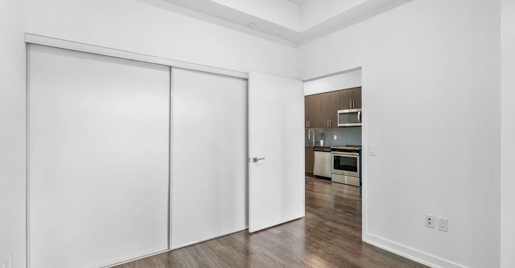 617-4055 Parkside Village Drive, Mississauga, ON, L5B 0K8 - 13