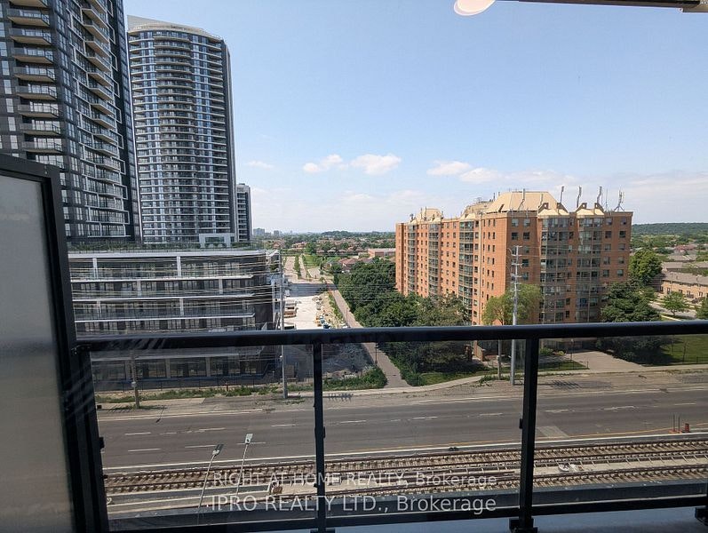 706-5105 Hurontario Street, Mississauga, ON, L4Z 3X7 - 27