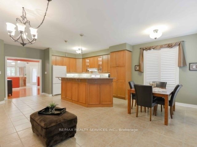 106 Pennyroyal Crescent, Brampton, ON, L6S 6J6 - 7