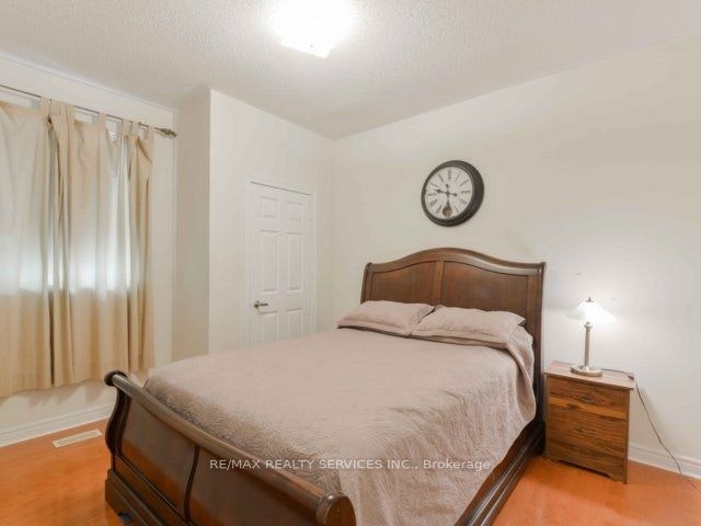 106 Pennyroyal Crescent, Brampton, ON, L6S 6J6 - 12