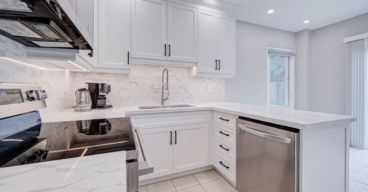 426 Parklane Road, Oakville, ON, L6H 4J5 - 10