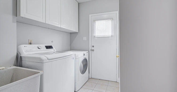 426 Parklane Road, Oakville, ON, L6H 4J5 - 24