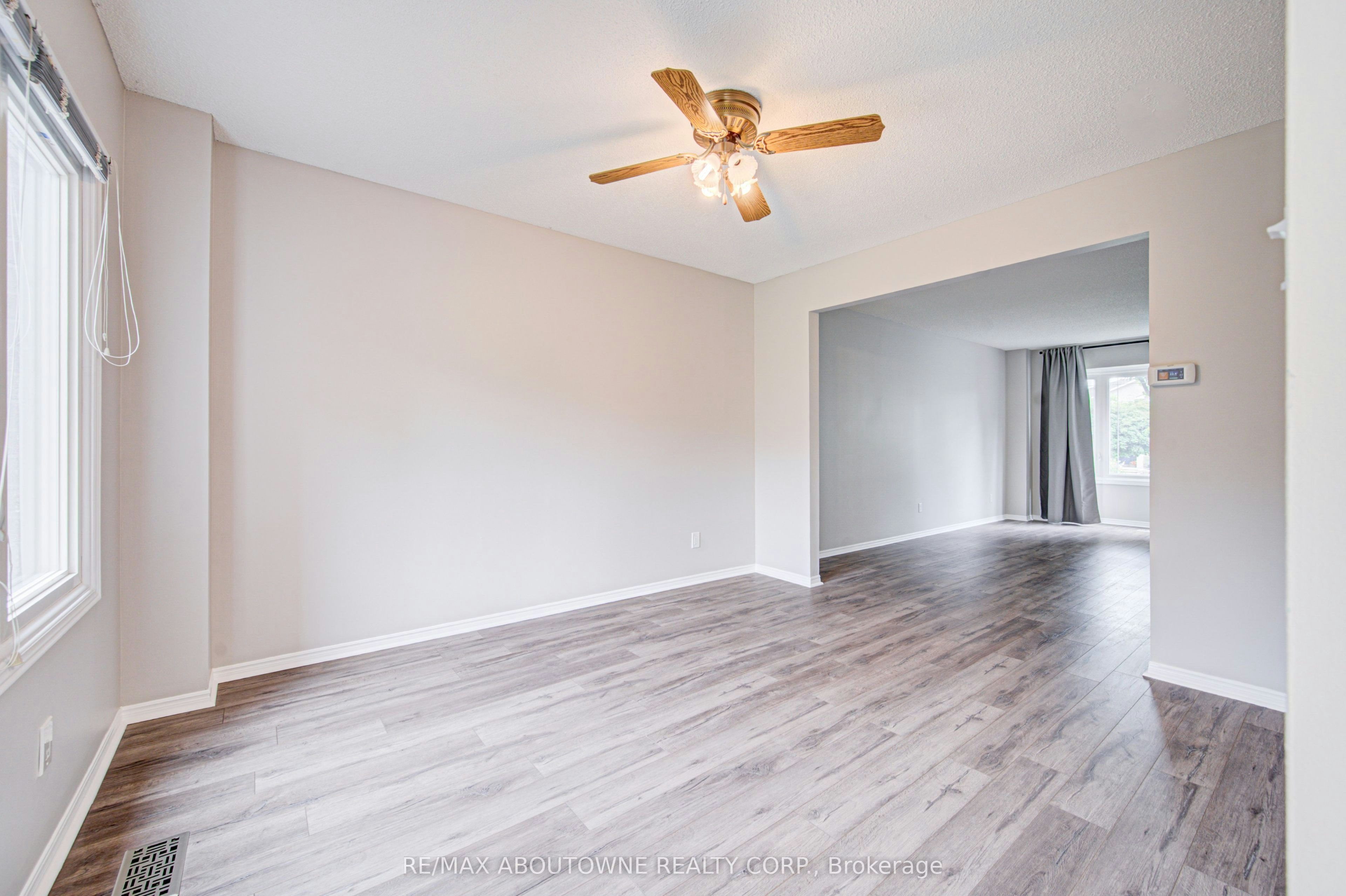 426 Parklane Road, Oakville, ON, L6H 4J5 - 18