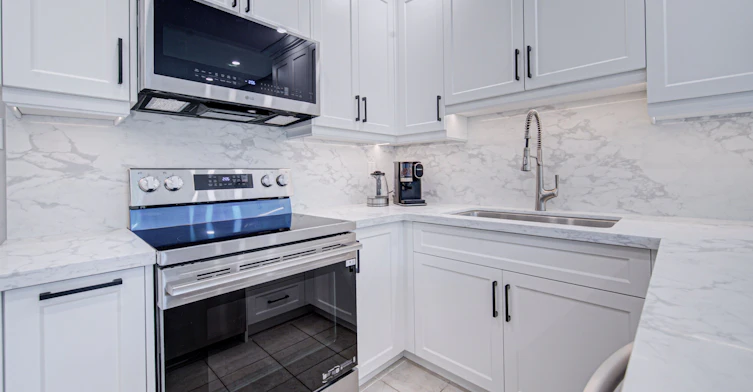 426 Parklane Road, Oakville, ON, L6H 4J5 - 12