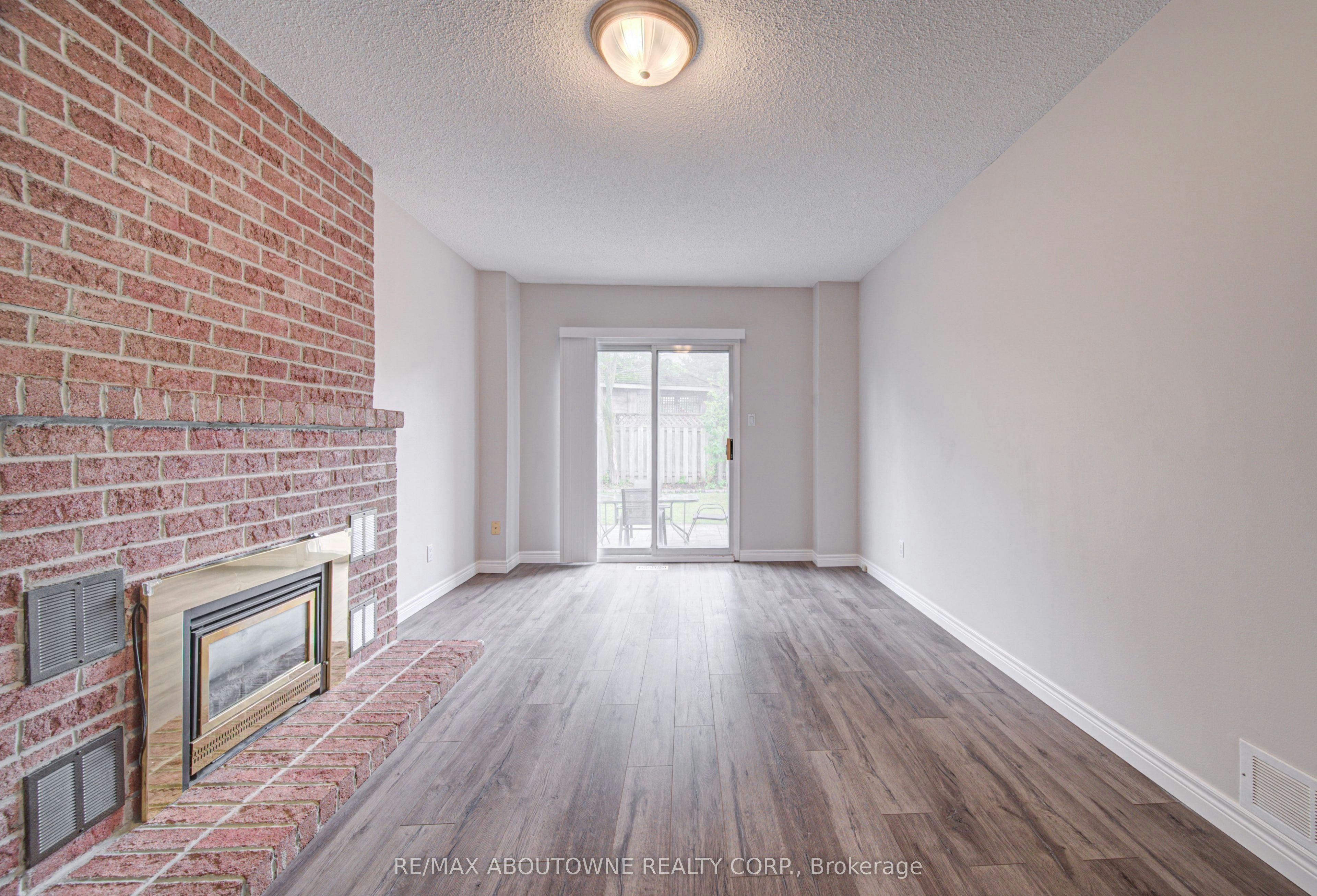 426 Parklane Road, Oakville, ON, L6H 4J5 - 20