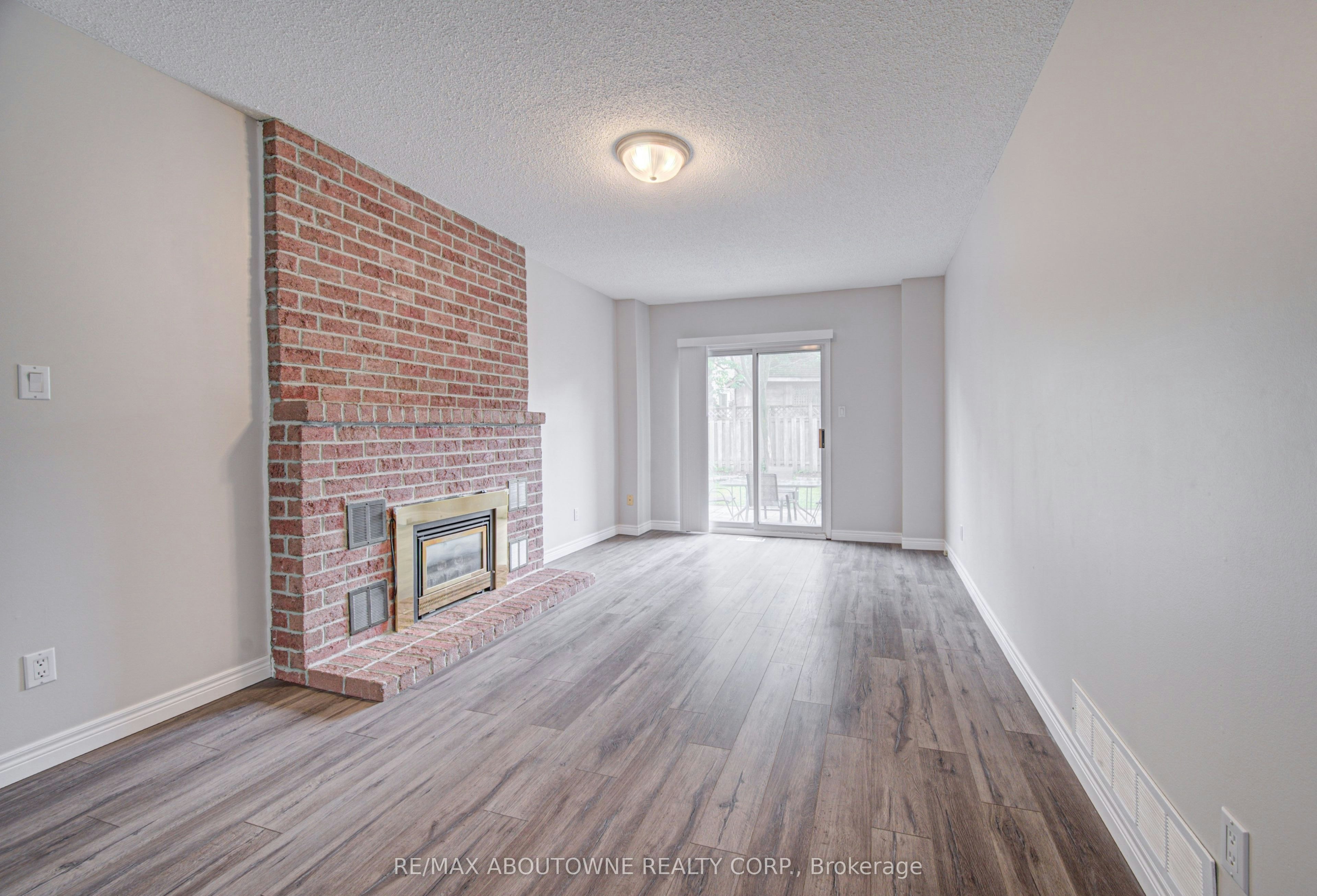 426 Parklane Road, Oakville, ON, L6H 4J5 - 19