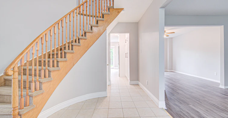 426 Parklane Road, Oakville, ON, L6H 4J5 - 6