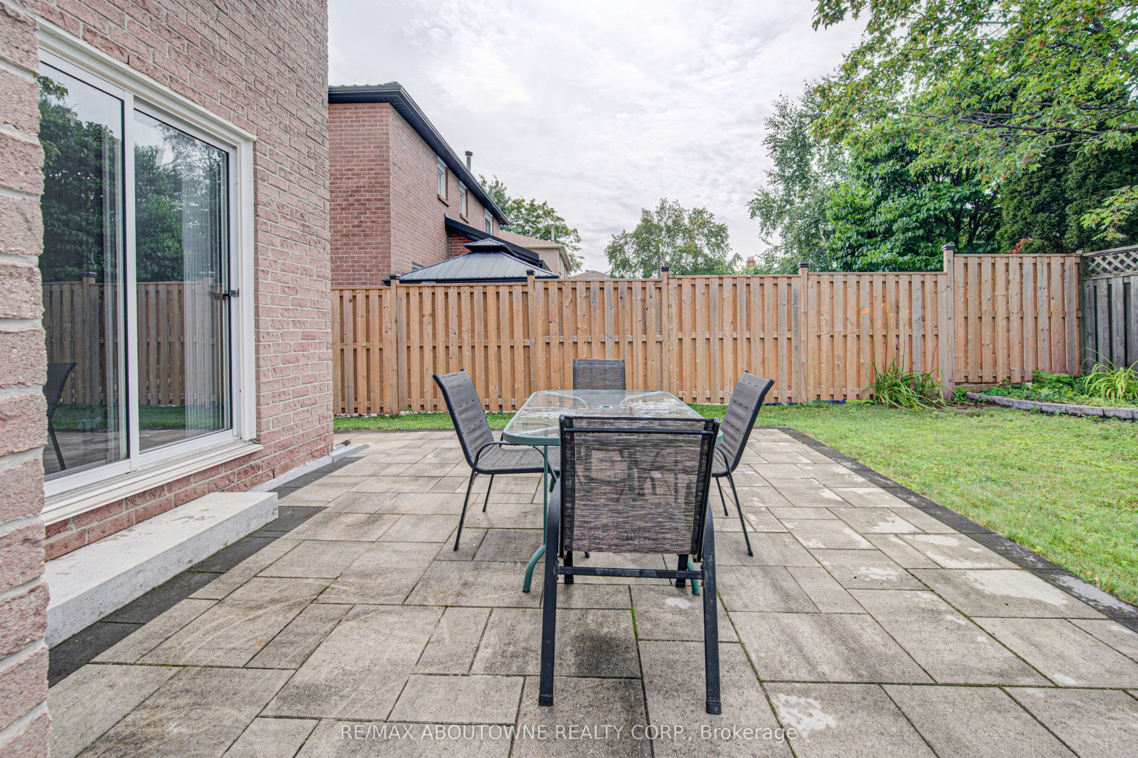 426 Parklane Road, Oakville, ON, L6H 4J5 - 42