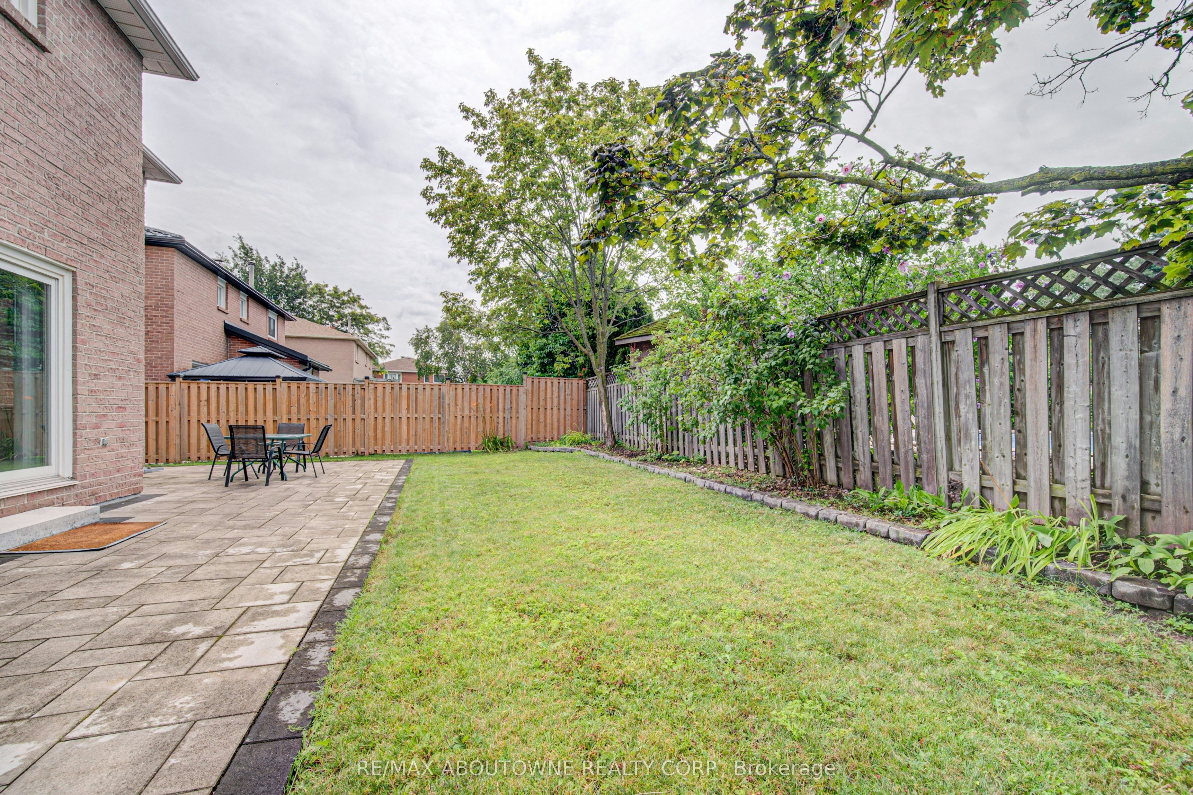 426 Parklane Road, Oakville, ON, L6H 4J5 - 45
