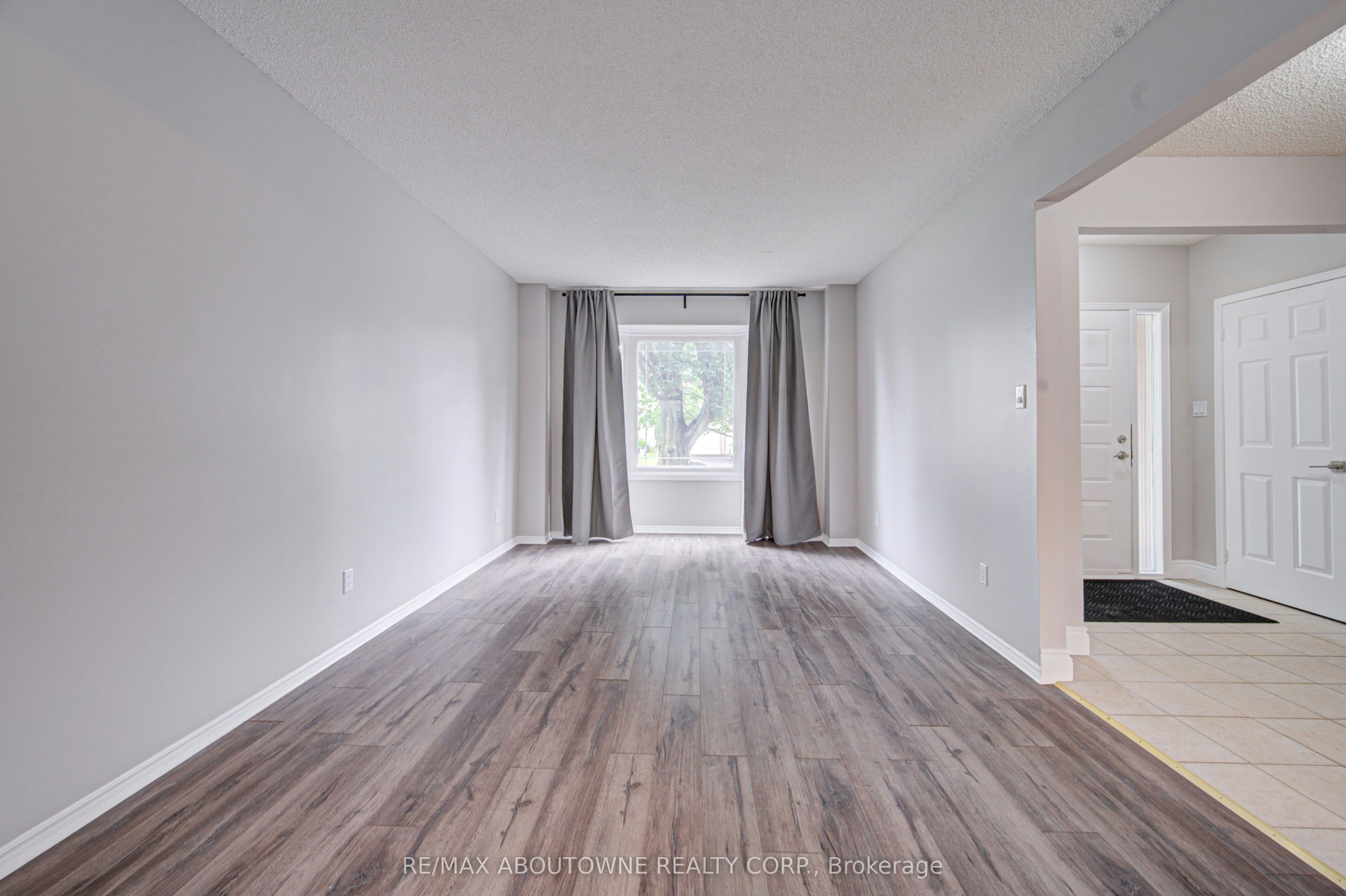 426 Parklane Road, Oakville, ON, L6H 4J5 - 16