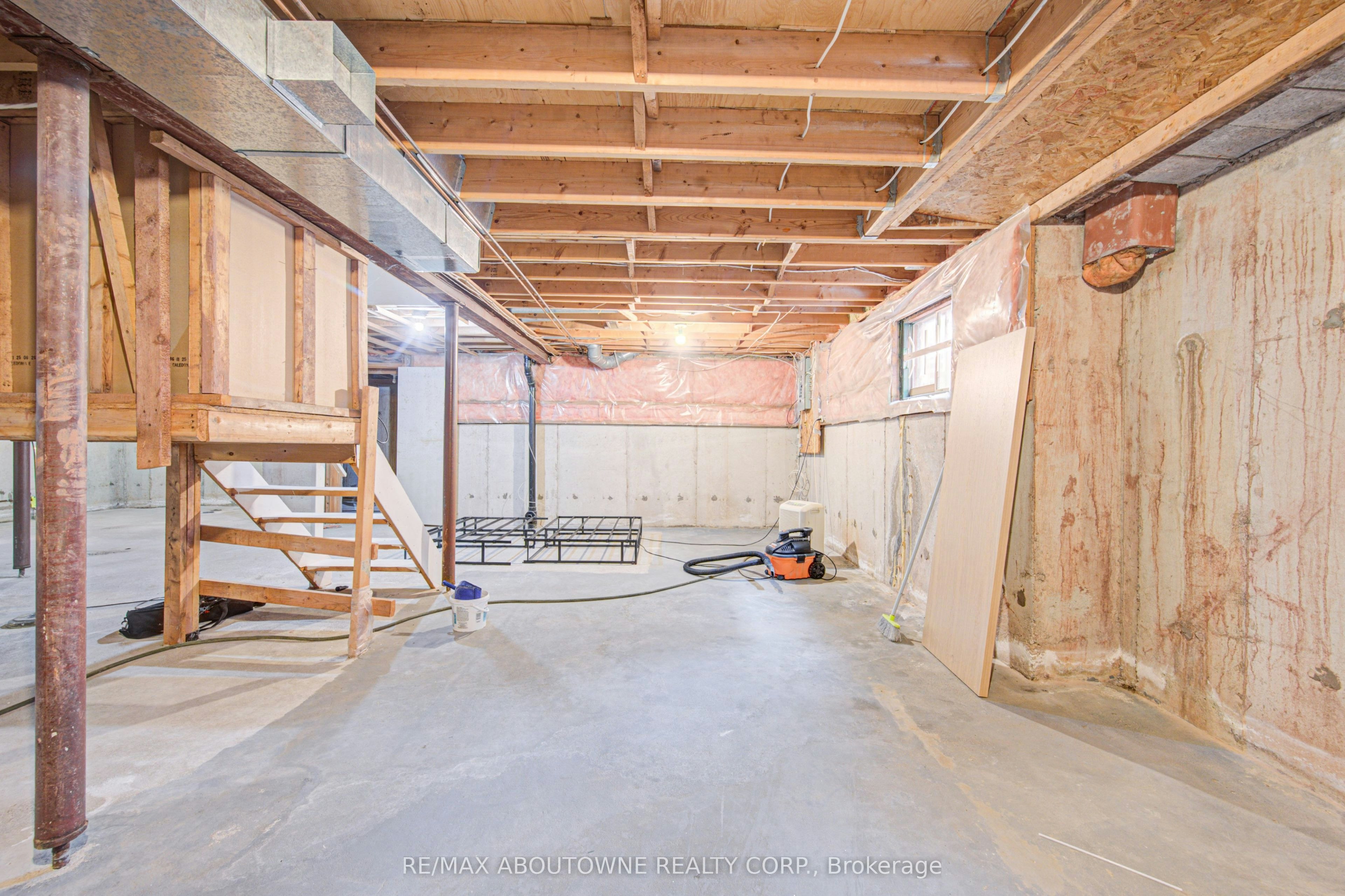 426 Parklane Road, Oakville, ON, L6H 4J5 - 39