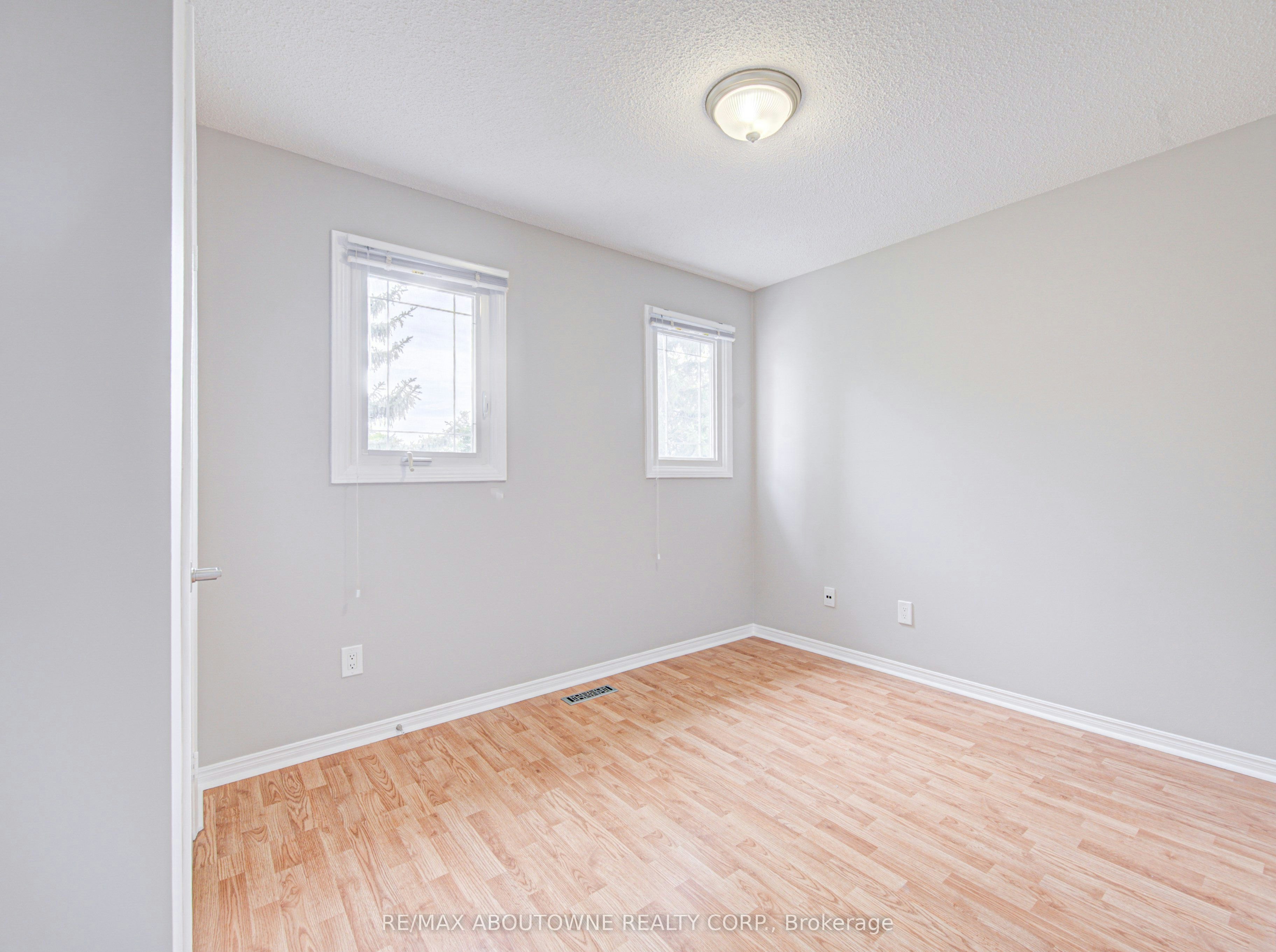 426 Parklane Road, Oakville, ON, L6H 4J5 - 36