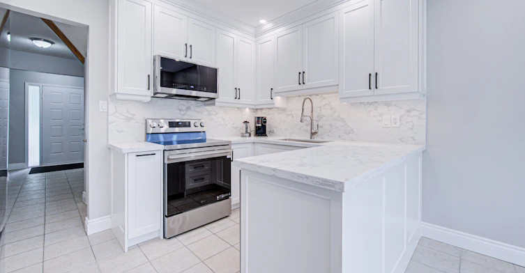 426 Parklane Road, Oakville, ON, L6H 4J5 - 8