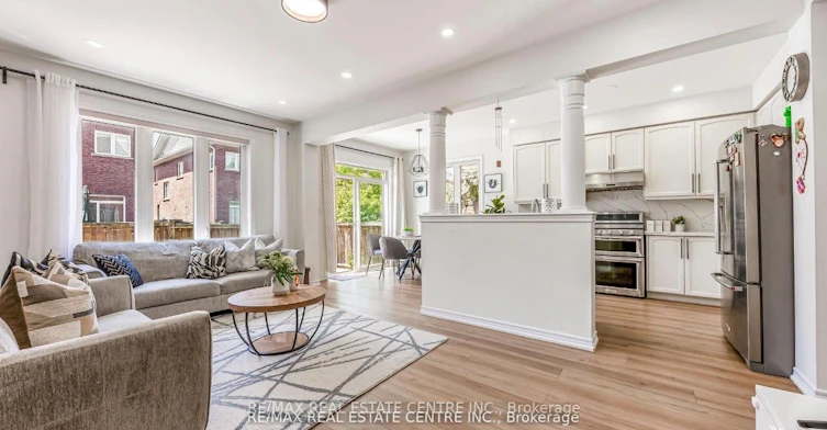 590 Grant Way, Milton, ON, L9T 0W1 - 4