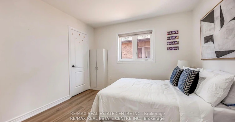 590 Grant Way, Milton, ON, L9T 0W1 - 9