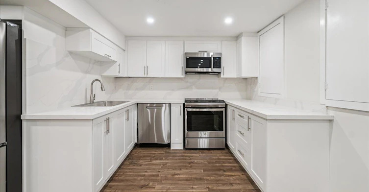 Lower Level-2180 Lumberman Lane, Oakville, ON, L6M 2Y7 - 8
