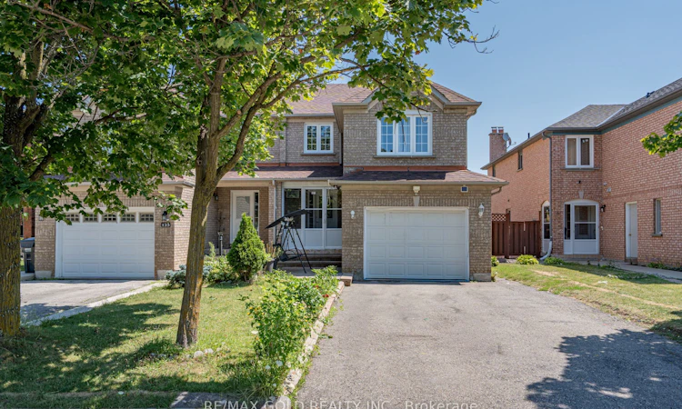 121 Bighorn Crescent