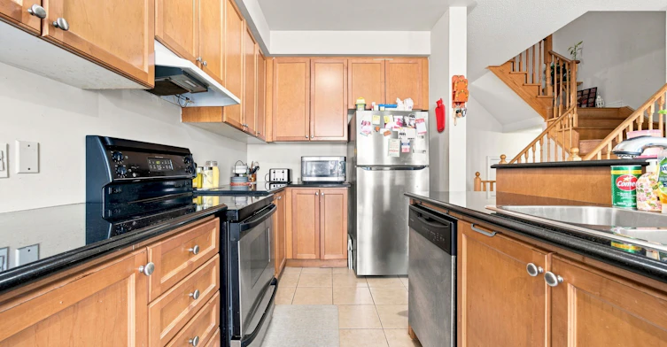 35 Sky Harbour Drive, Brampton, ON, L6Y 0C1 - 11