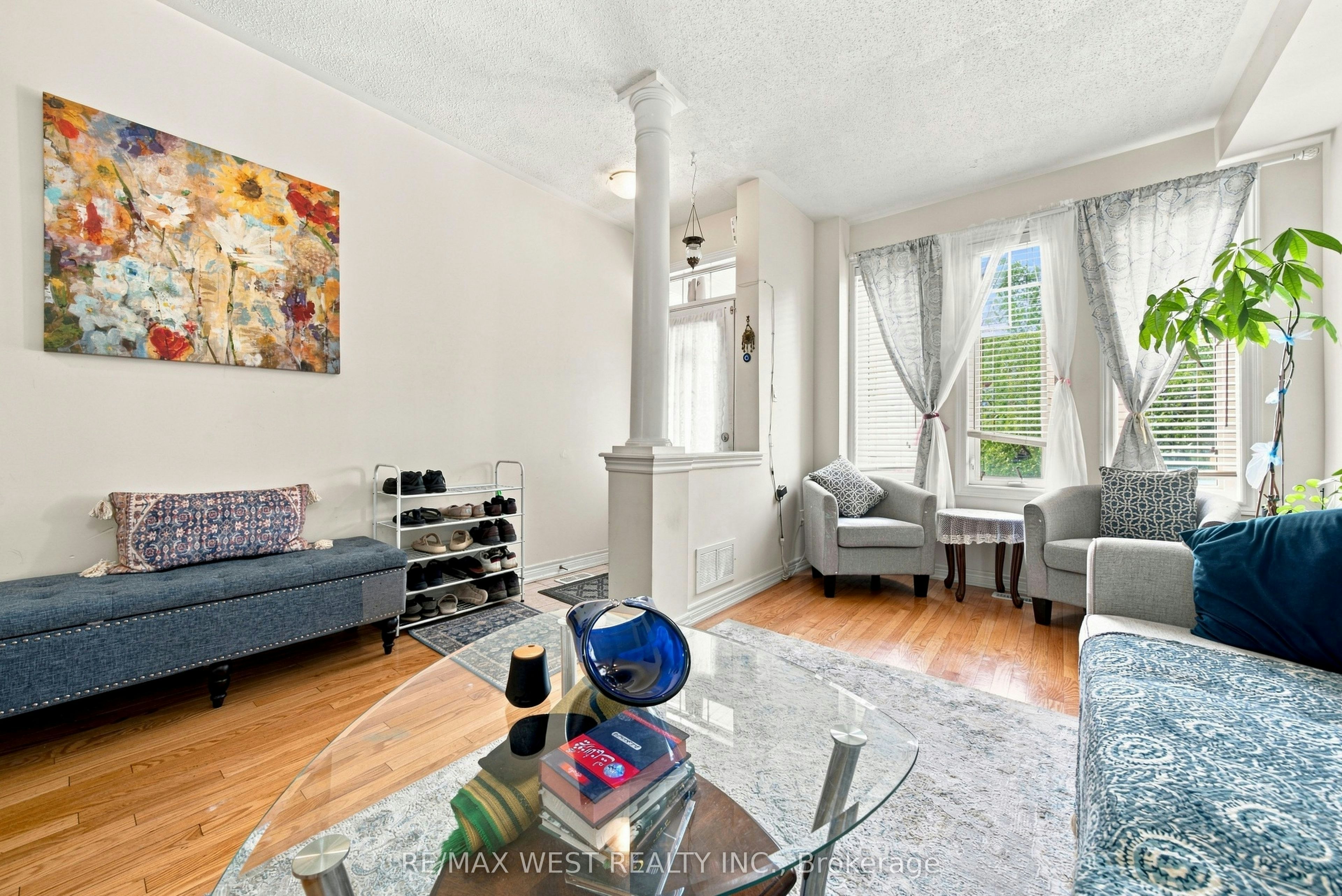 35 Sky Harbour Drive, Brampton, ON, L6Y 0C1 - 3
