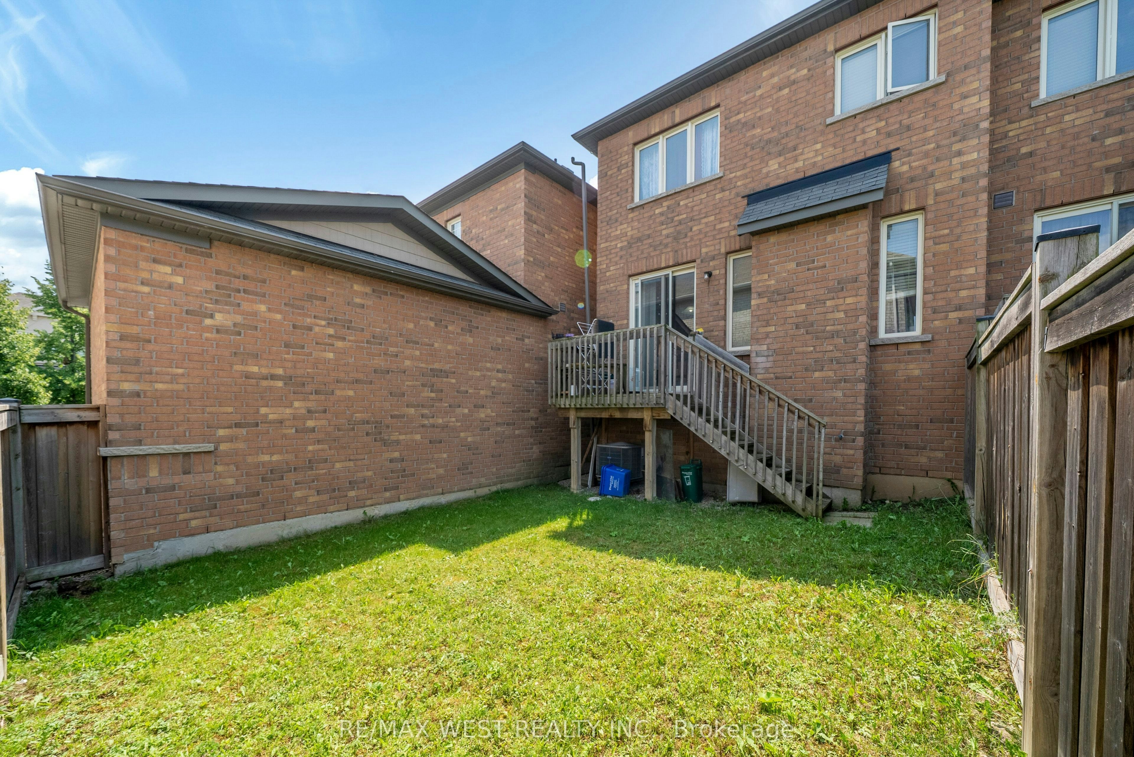 35 Sky Harbour Drive, Brampton, ON, L6Y 0C1 - 33