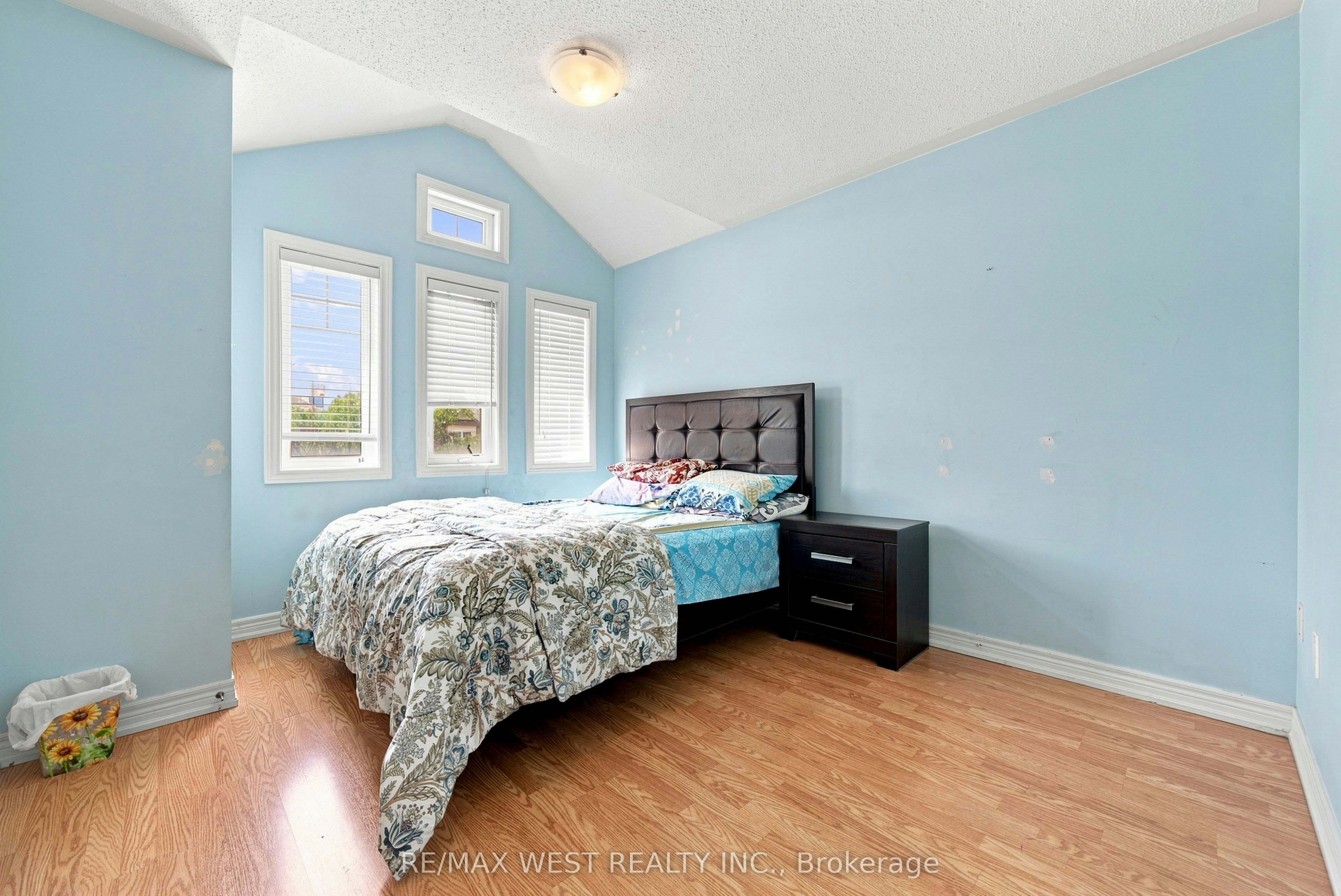 35 Sky Harbour Drive, Brampton, ON, L6Y 0C1 - 24