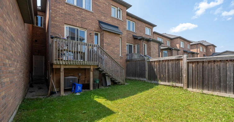 35 Sky Harbour Drive, Brampton, ON, L6Y 0C1 - 35