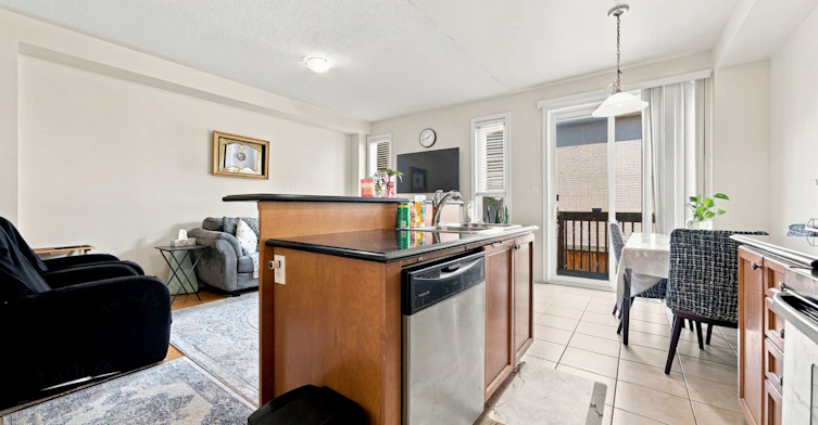 35 Sky Harbour Drive, Brampton, ON, L6Y 0C1 - 13