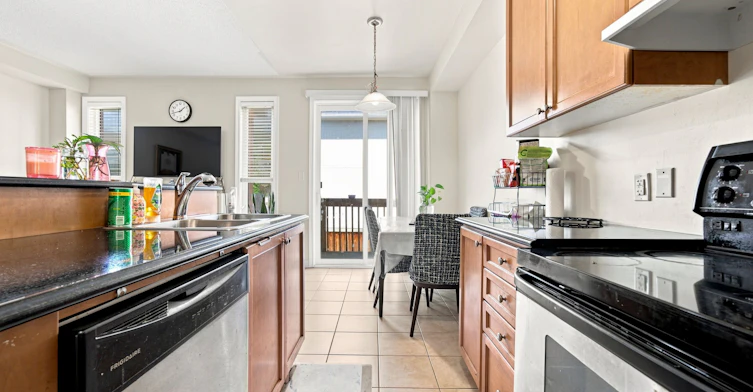 35 Sky Harbour Drive, Brampton, ON, L6Y 0C1 - 12