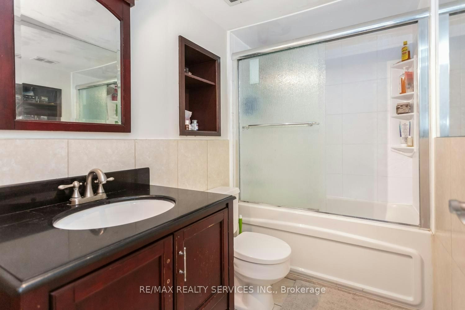 11-11 Wincott Drive, Toronto, ON, M9R 2R9 - 18
