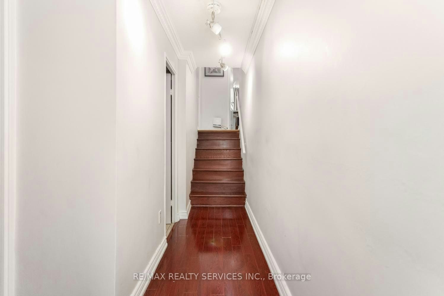 11-11 Wincott Drive, Toronto, ON, M9R 2R9 - 13