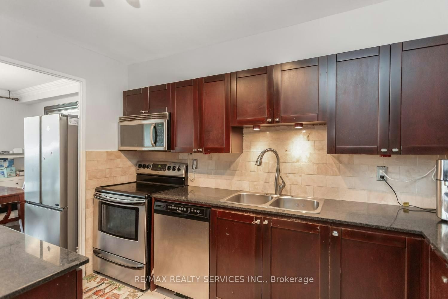 11-11 Wincott Drive, Toronto, ON, M9R 2R9 - 9