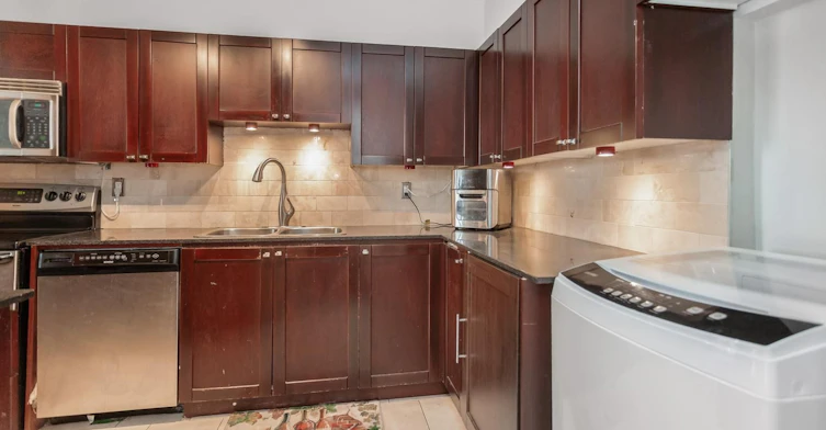11-11 Wincott Drive, Toronto, ON, M9R 2R9 - 10