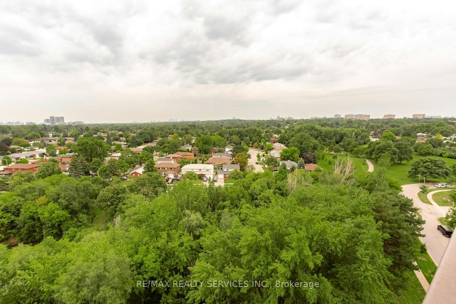 11-11 Wincott Drive, Toronto, ON, M9R 2R9 - 24