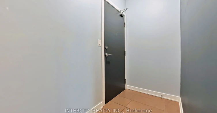 1009-4070 Confederation Parkway, Mississauga, ON, L5B 0E9 - 5