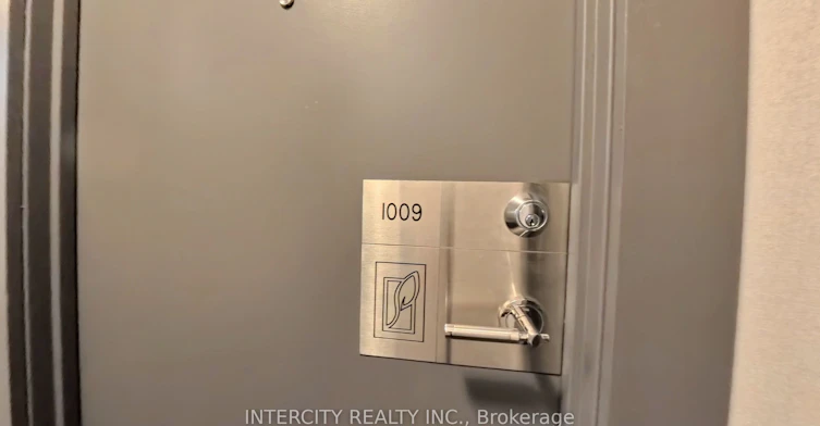 1009-4070 Confederation Parkway, Mississauga, ON, L5B 0E9 - 4