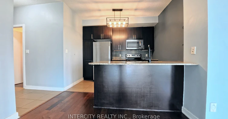 1009-4070 Confederation Parkway, Mississauga, ON, L5B 0E9 - 9