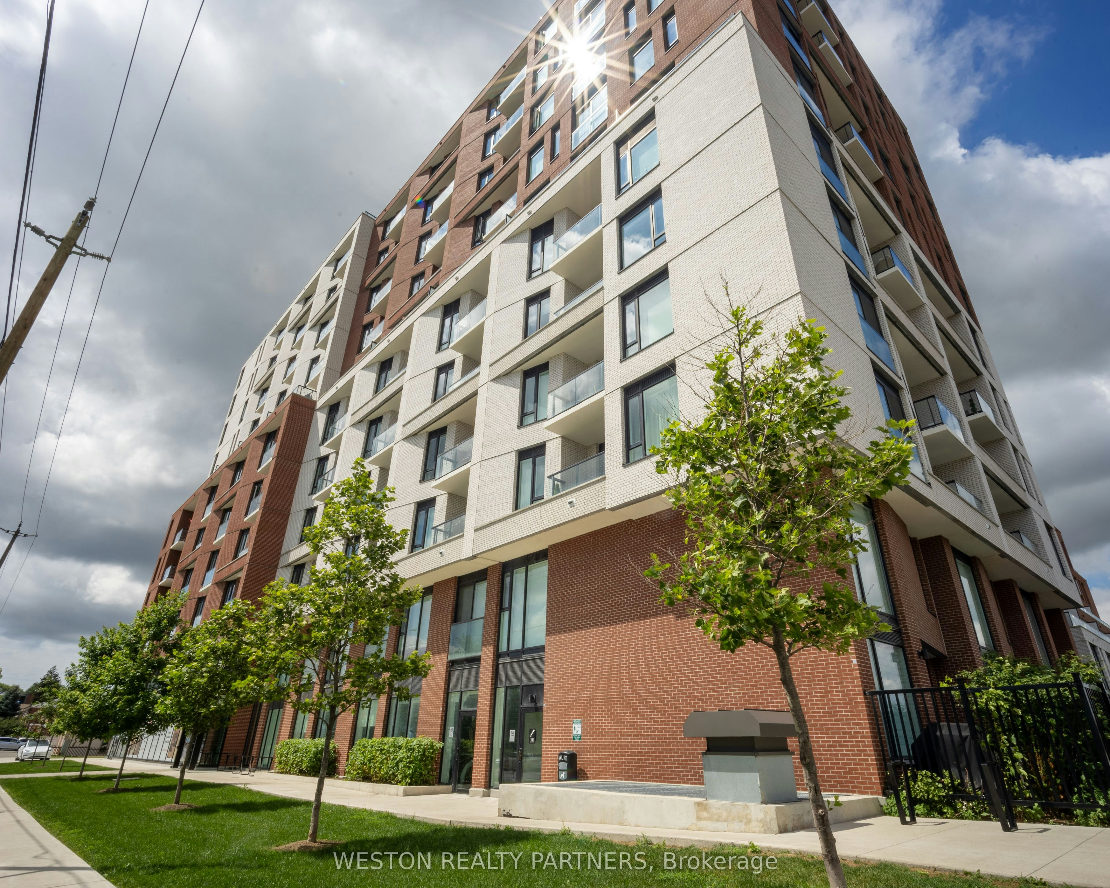 605-3100 Keele Street, Toronto, ON, M3M 2H4