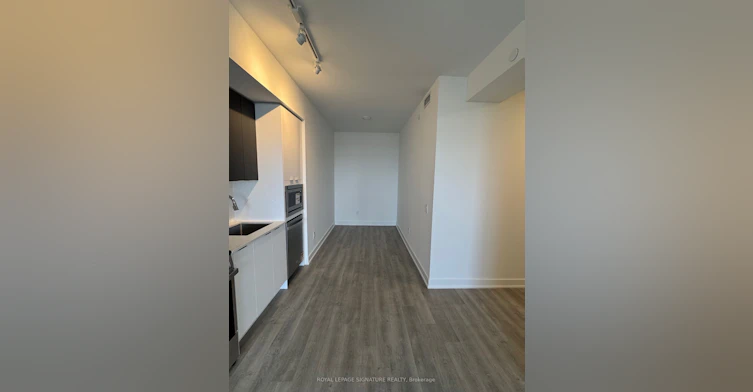 812-5105 Hurontario Street, Mississauga, ON, L4Z 3X7 - 16