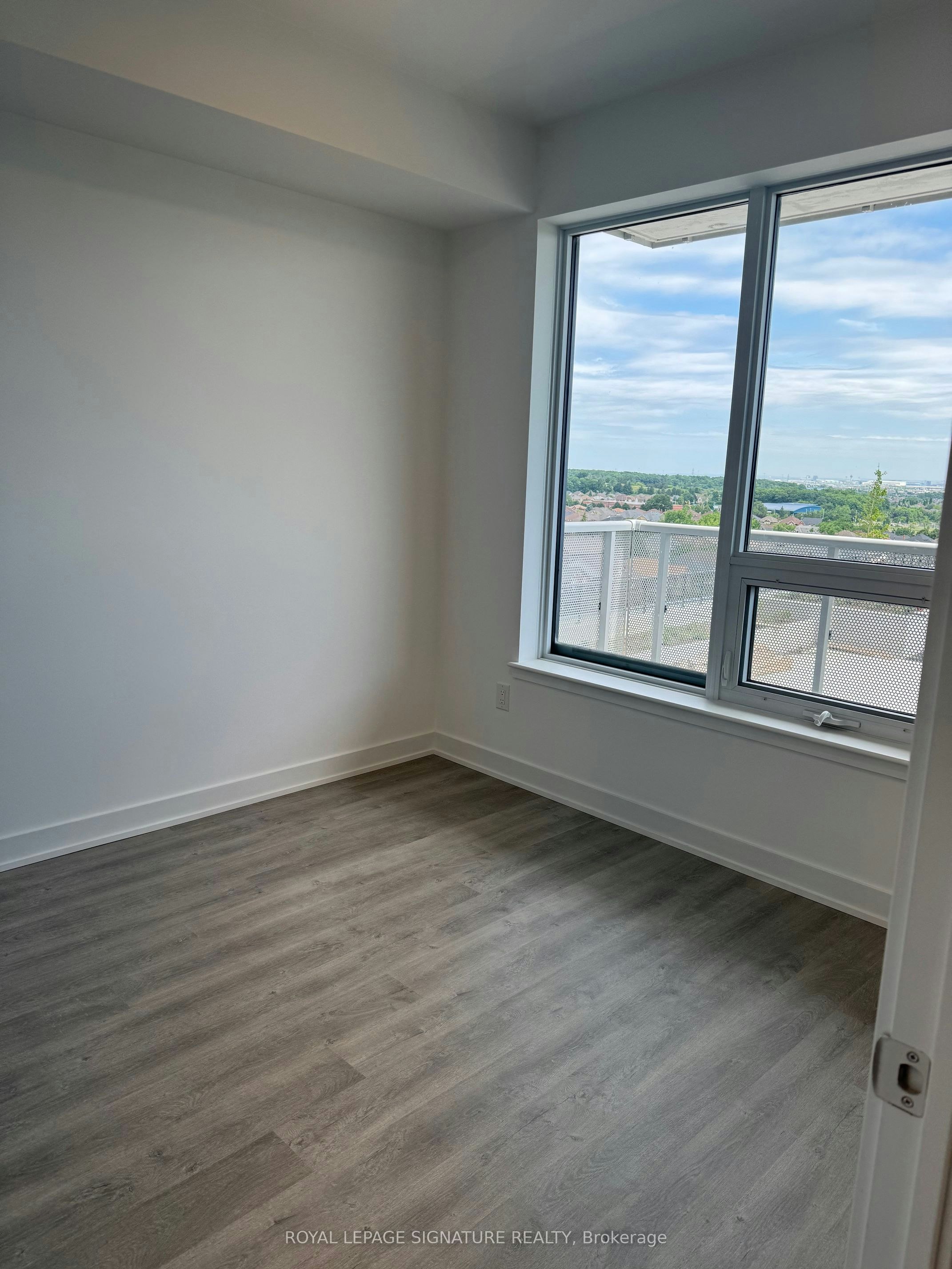 812-5105 Hurontario Street, Mississauga, ON, L4Z 3X7 - 19