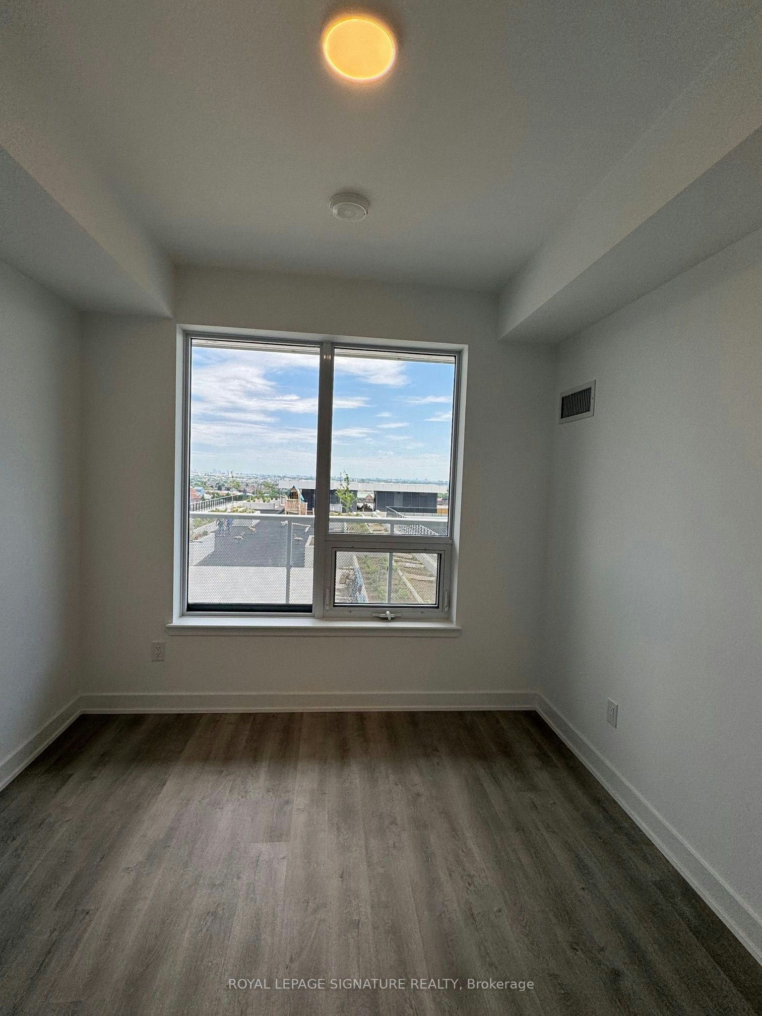 812-5105 Hurontario Street, Mississauga, ON, L4Z 3X7 - 17