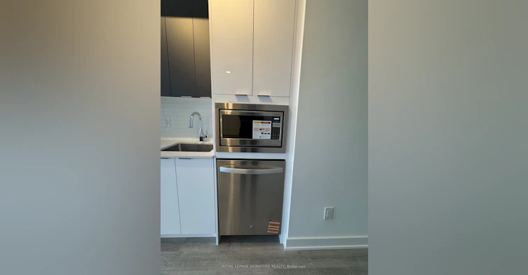 812-5105 Hurontario Street, Mississauga, ON, L4Z 3X7 - 13