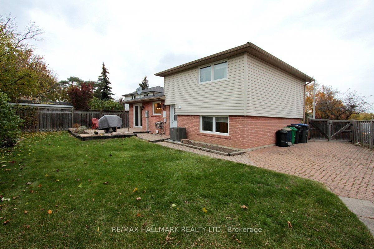 Main Floor-42 Abbey Road, Brampton, ON, L6W 2T8 - 22