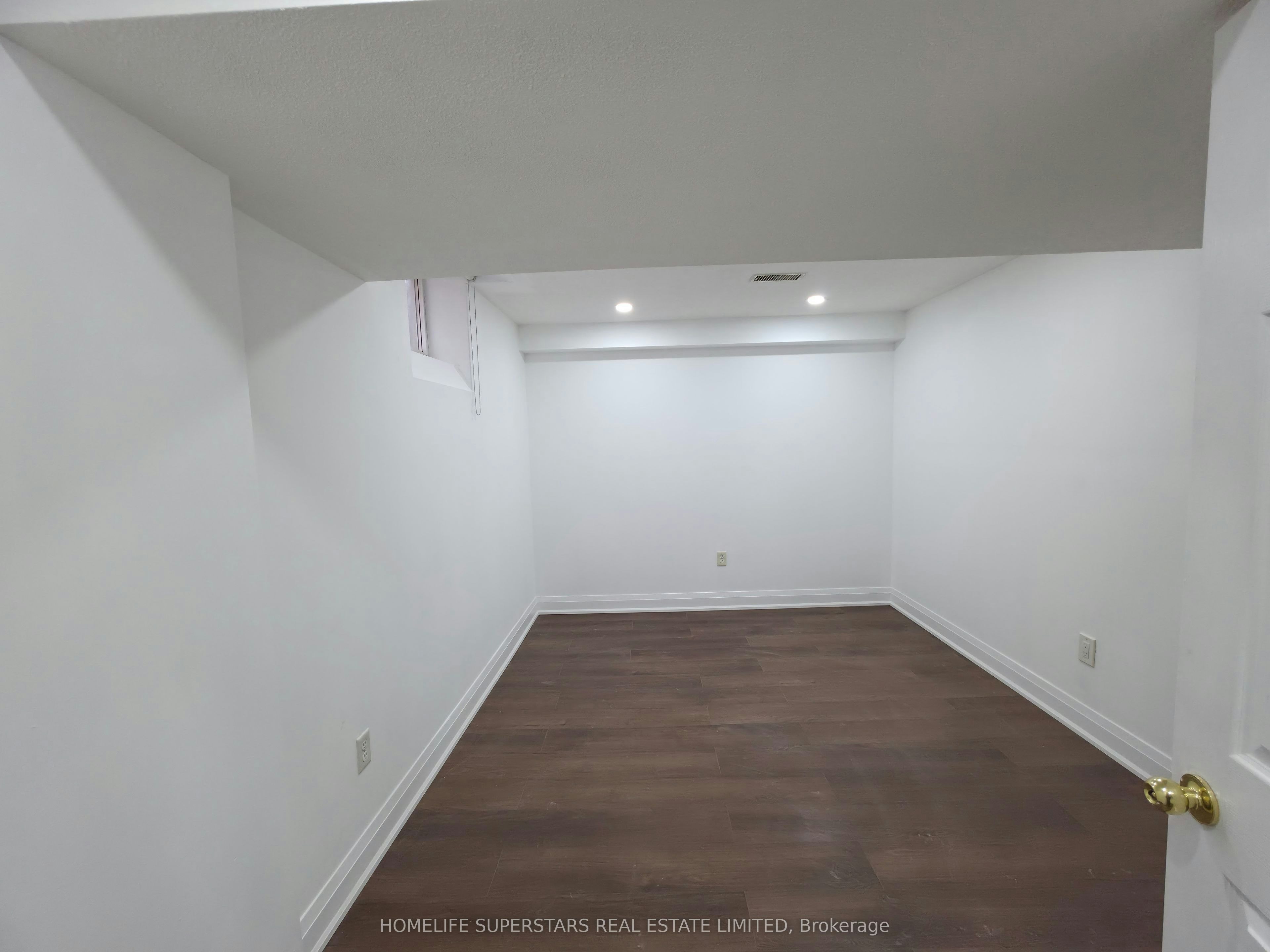 Basement-5 Big Moe Crescent, Brampton, ON, L6P 1K2 - 4