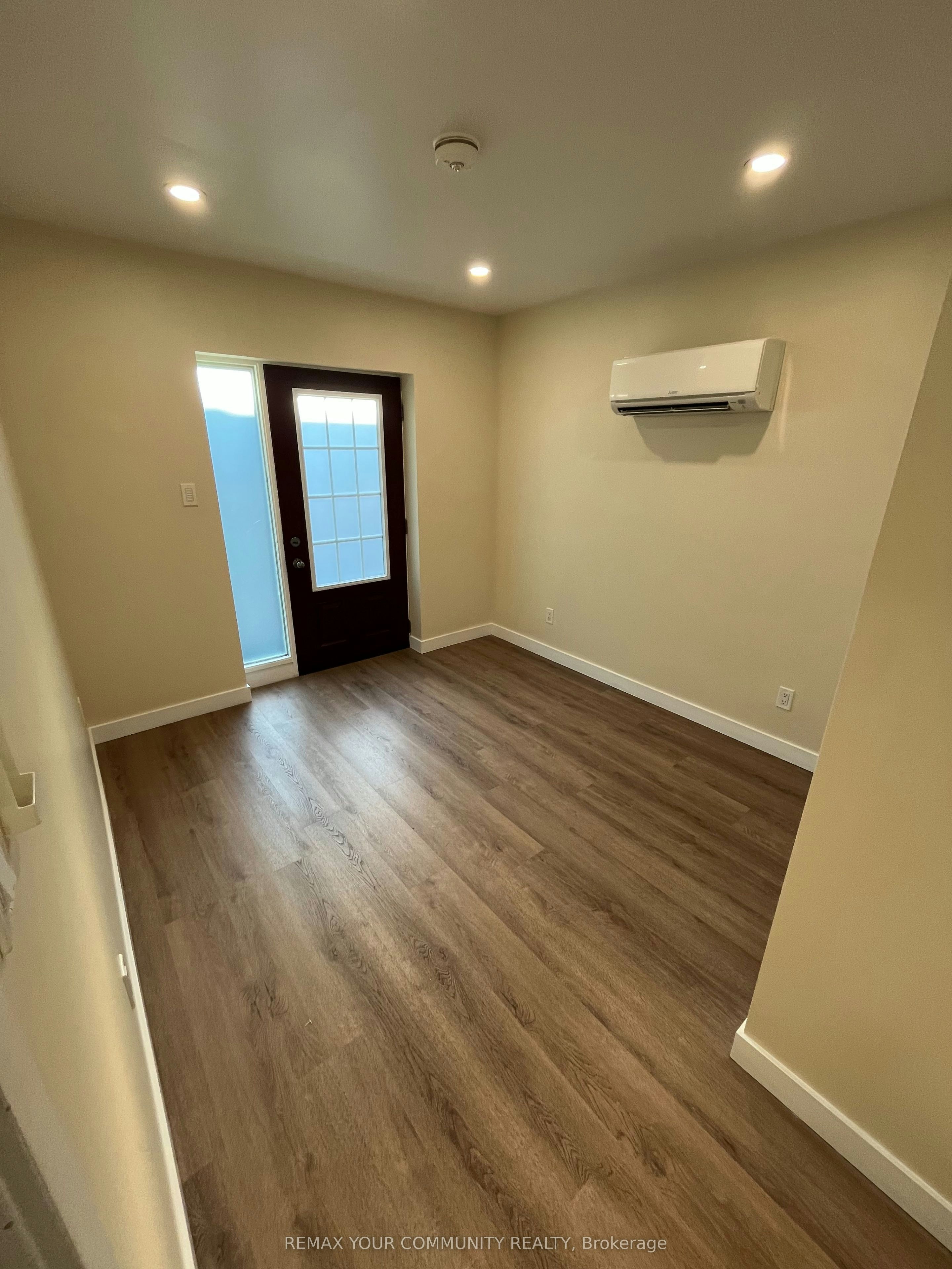 MAIN-2 Harold Street, Toronto, ON, M8Z 3R3 - 3