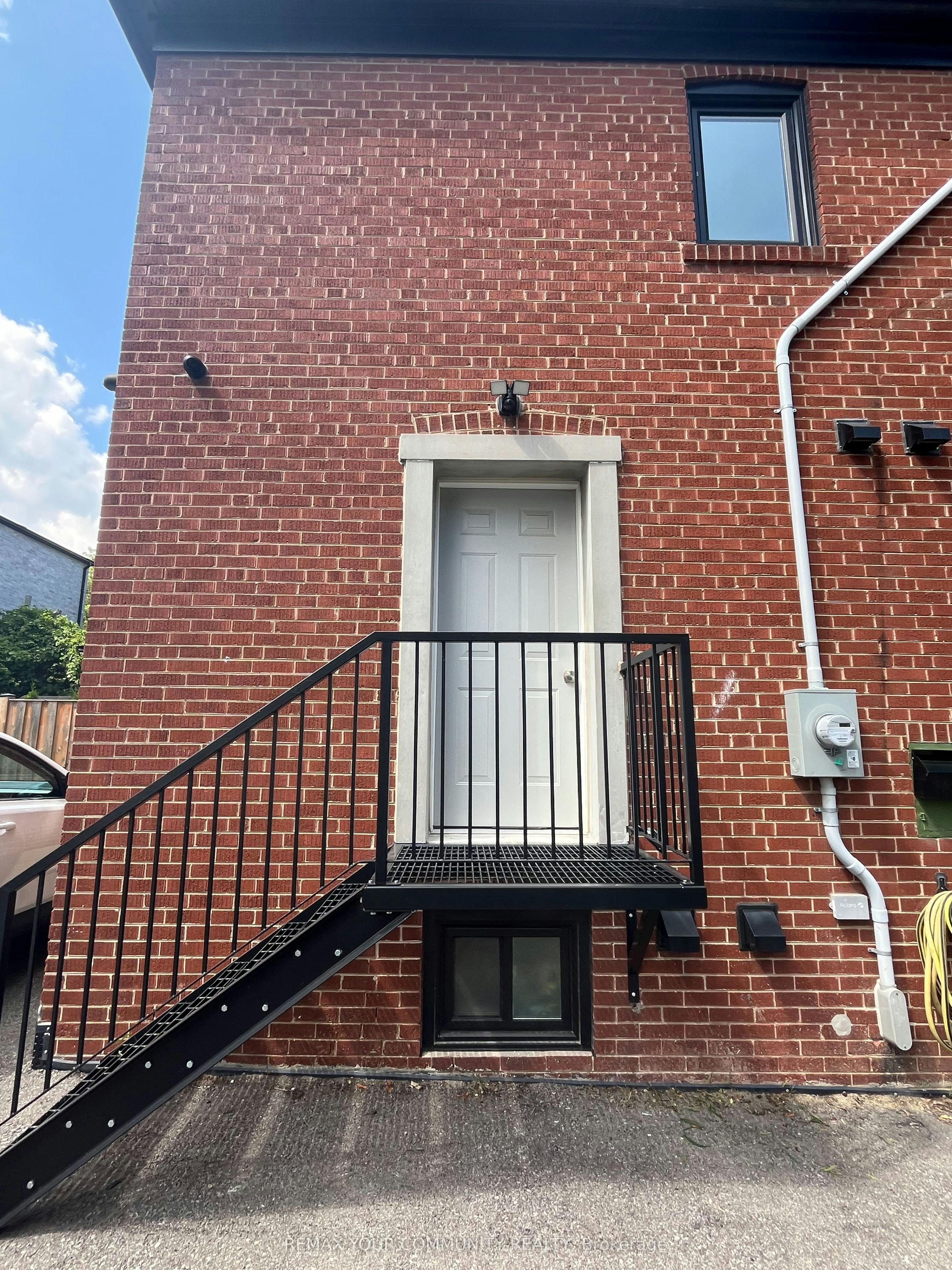 MAIN-2 Harold Street, Toronto, ON, M8Z 3R3 - 11