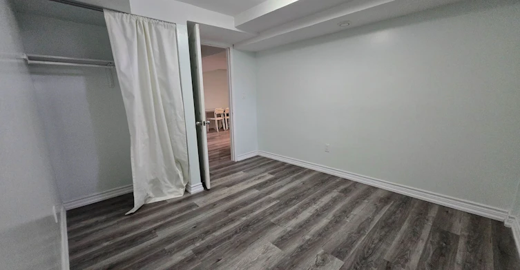 253 Hollymount Drive, Mississauga, ON, L5R 3P8 - 8