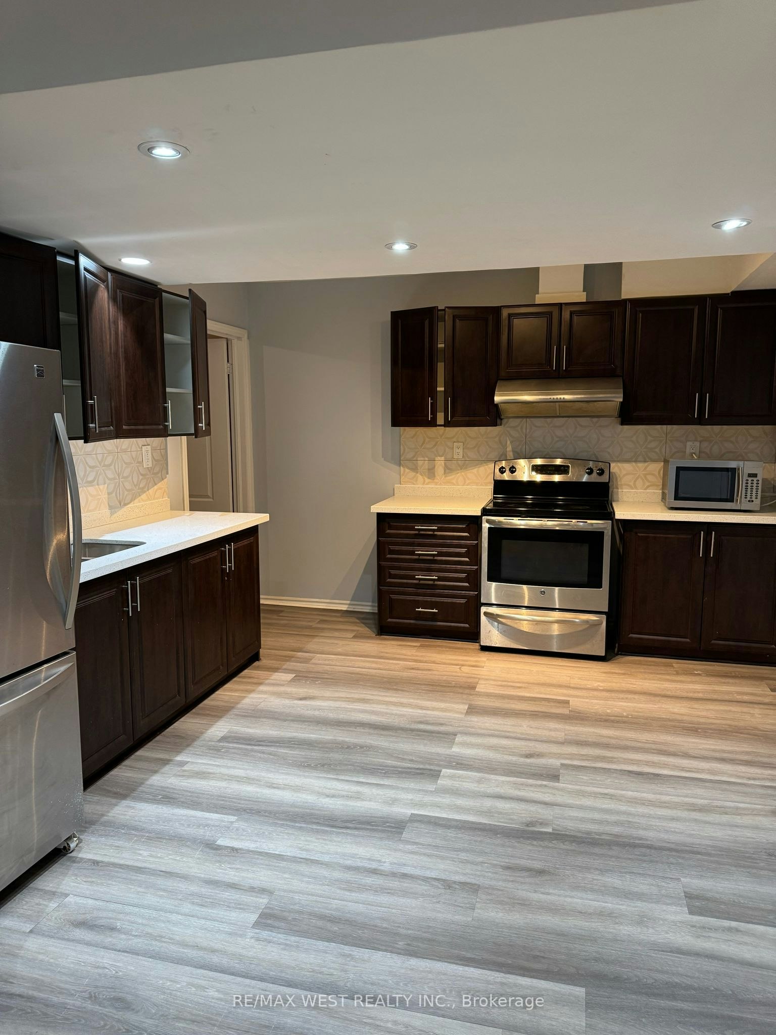 Bsmt-7225 Dime Crescent, Mississauga, ON, L5W 1K5 - 10