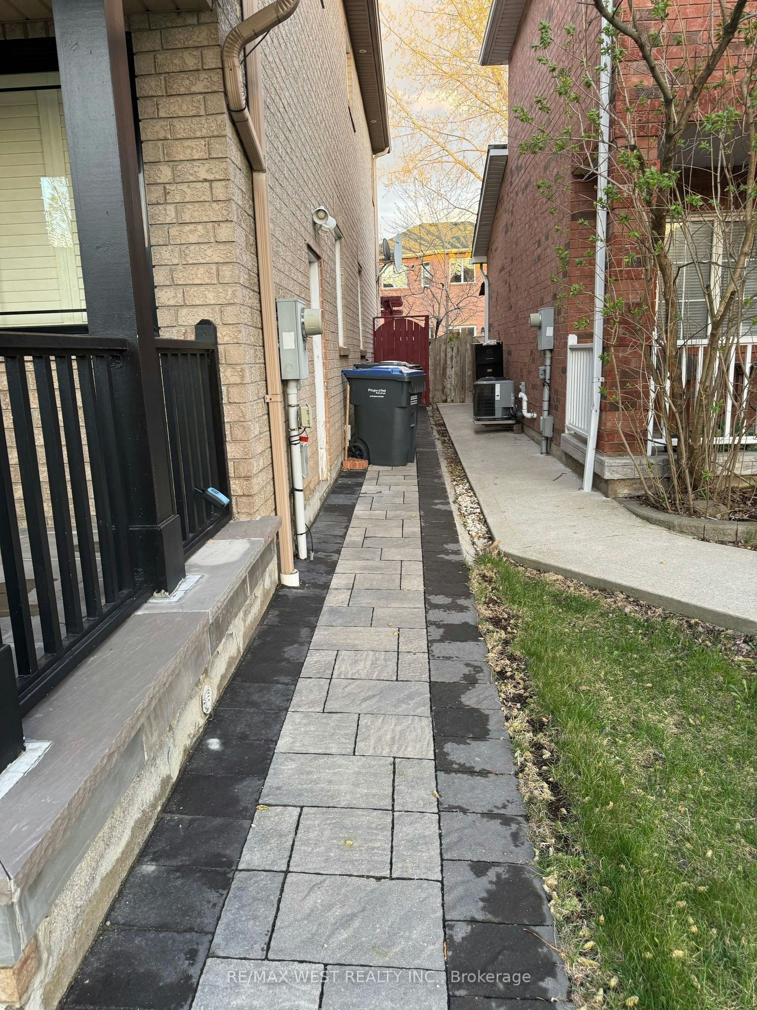 Bsmt-7225 Dime Crescent, Mississauga, ON, L5W 1K5 - 3